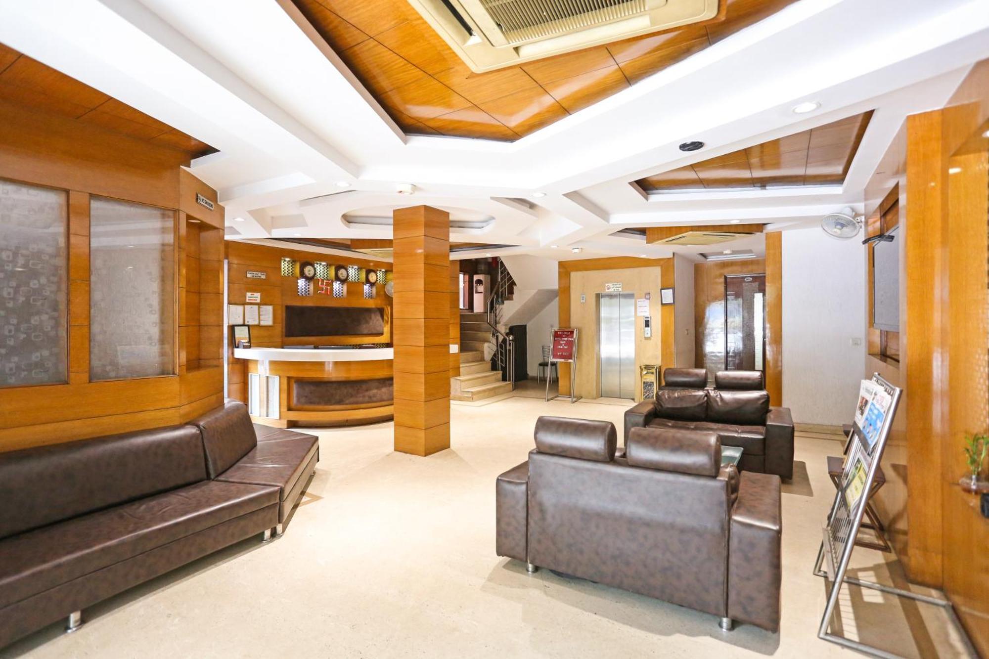 Hotel Silky Palace Near Igi Airportt Ню Делхи Екстериор снимка
